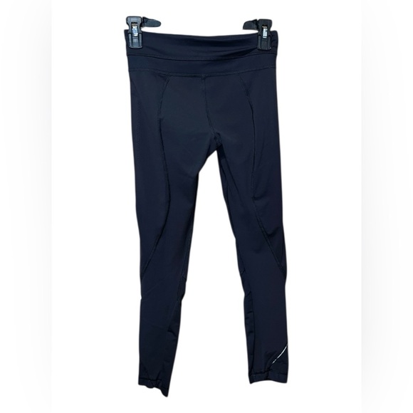 Lululemon Inspire Tight II Black Leggings Size 4 - Picture 3 of 3